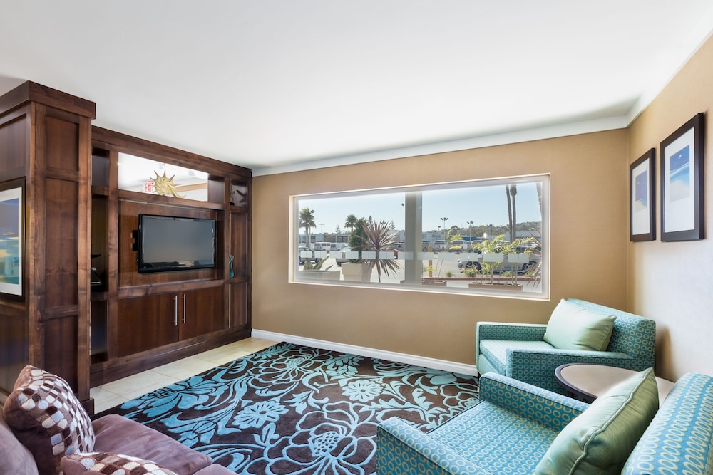 GreenTree Inn San Diego Mission Bay 29/44
