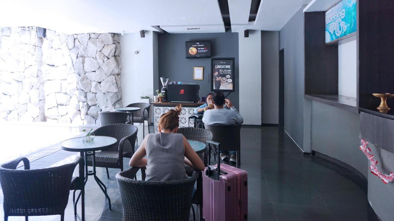 Conjioo Hotel Kuta 24/32