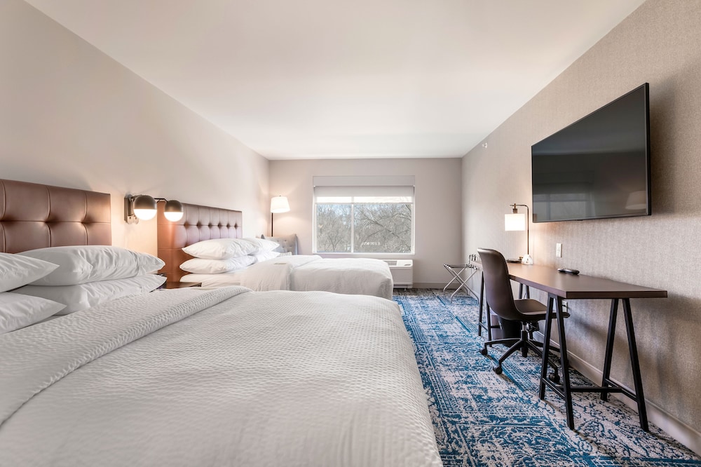Four Points By Sheraton Elkhart 13/45