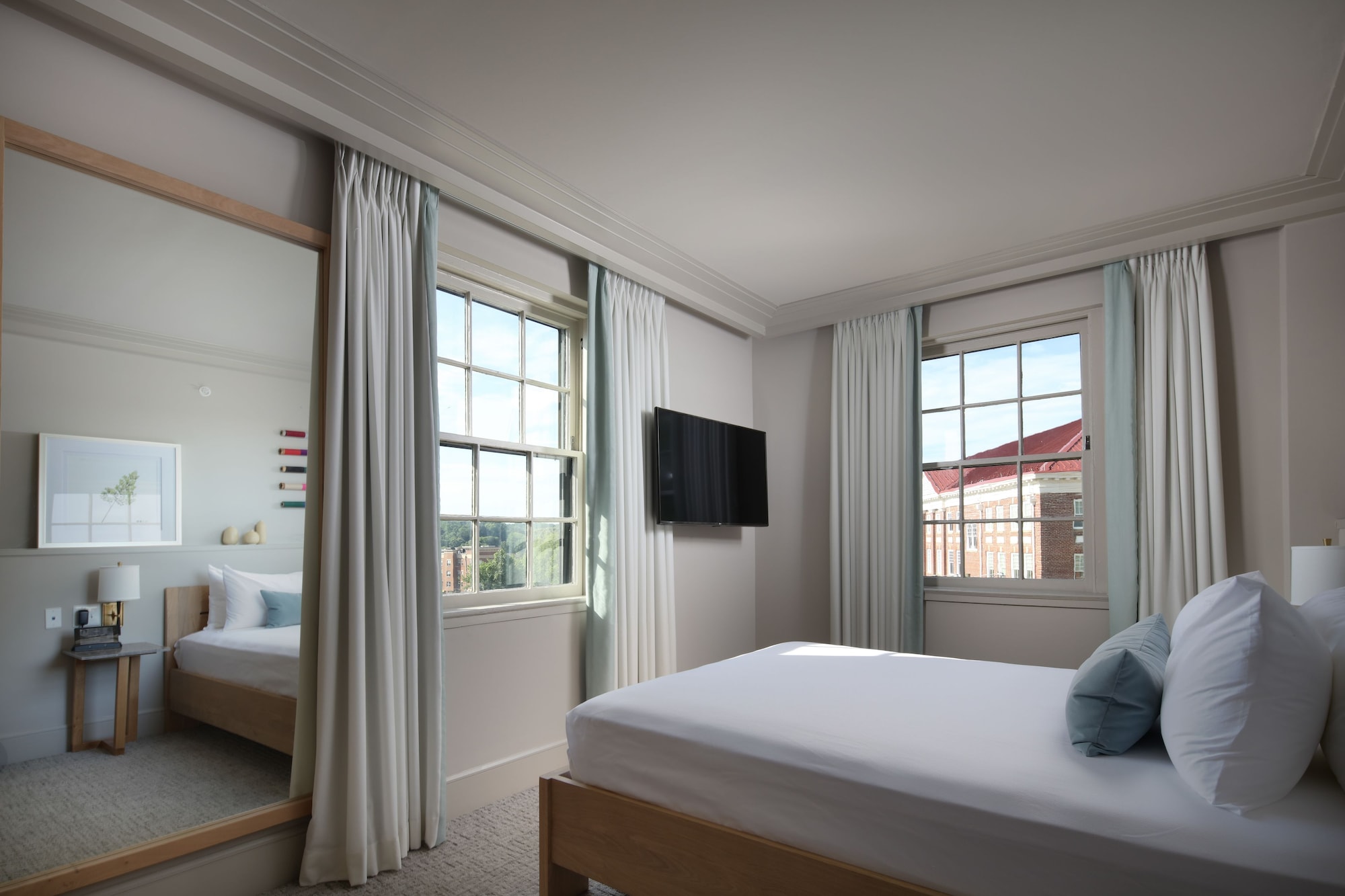 Suite, King Bed, Balcony