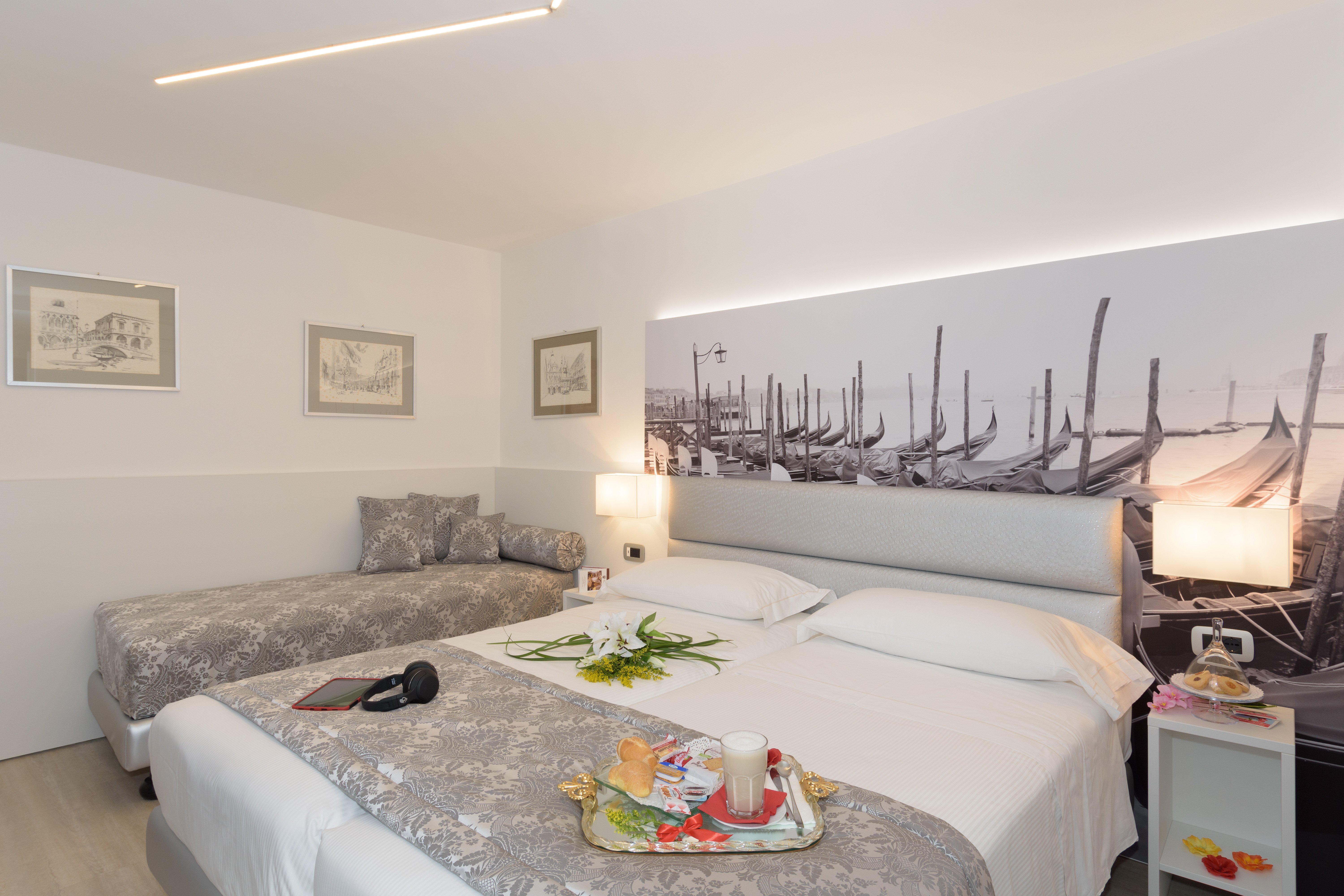 UNAHOTELS Ala Venezia 5/11