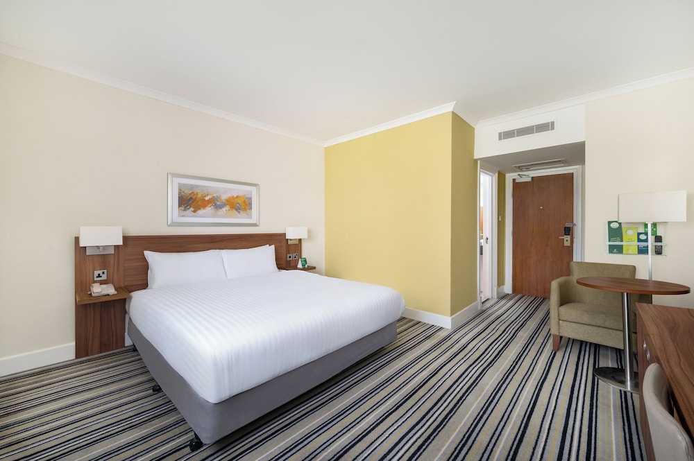 Holiday Inn Glasgow East Kilbride 20/71
