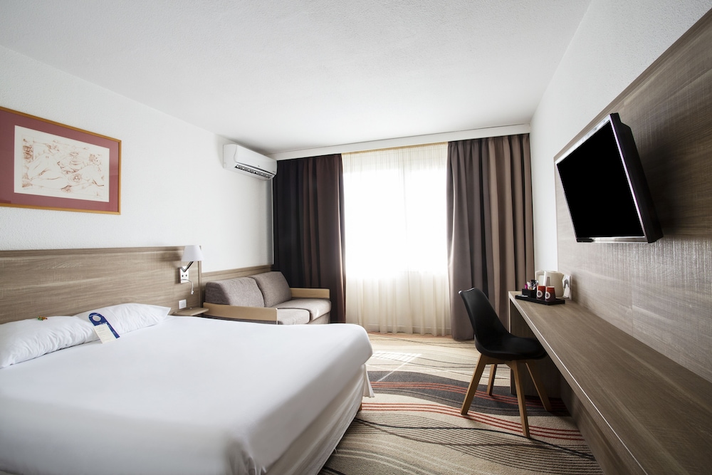 Golden Tulip Troyes 9/50