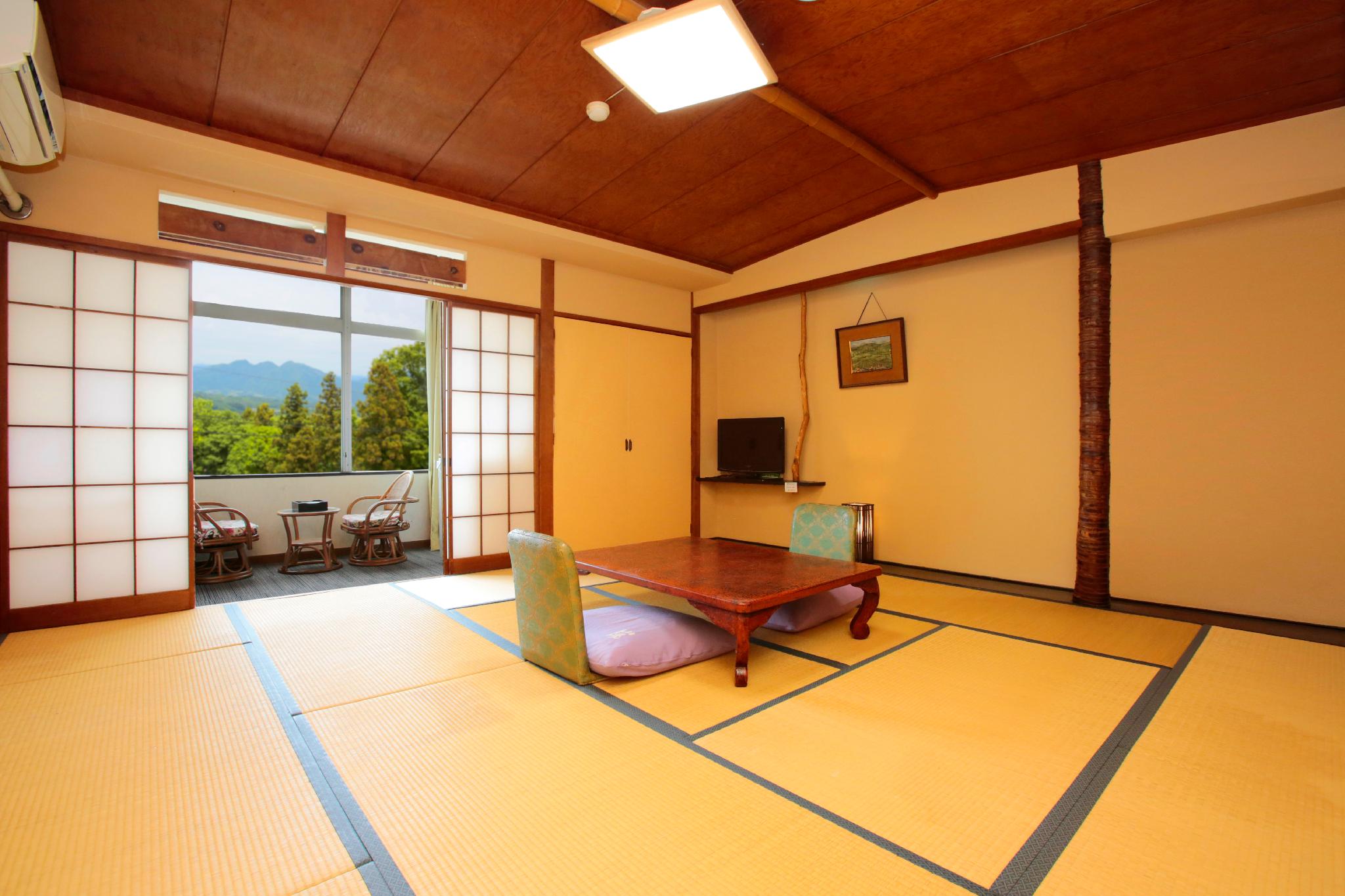 Japanese, Guest Room, Run of House, Mountain View, Unit Bath, Main Building, Smoking
