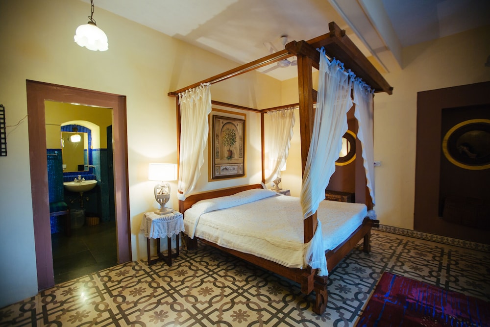 CASA BRITONA GOA 11/50