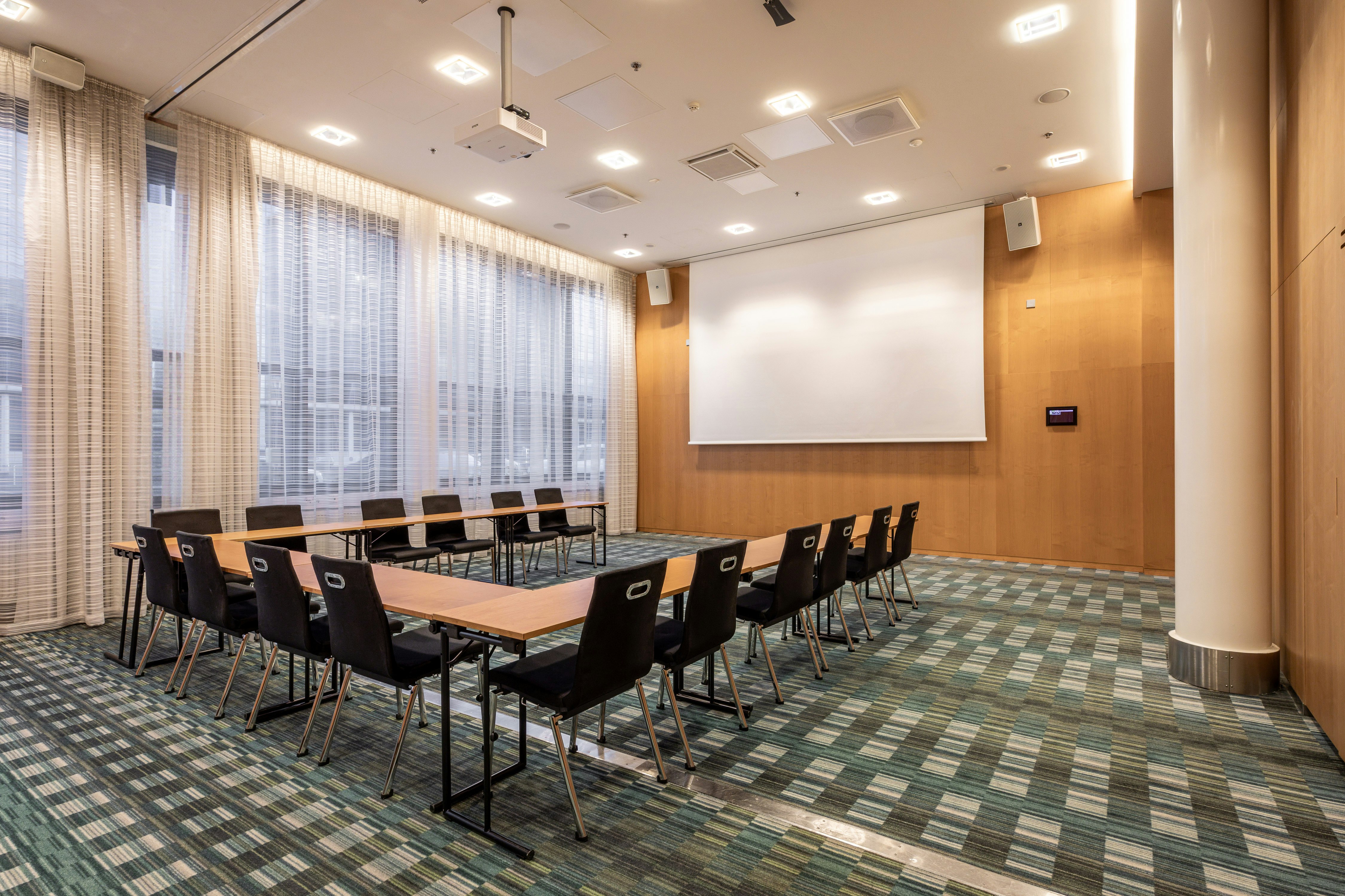 Hilton Helsinki Airport 37/48