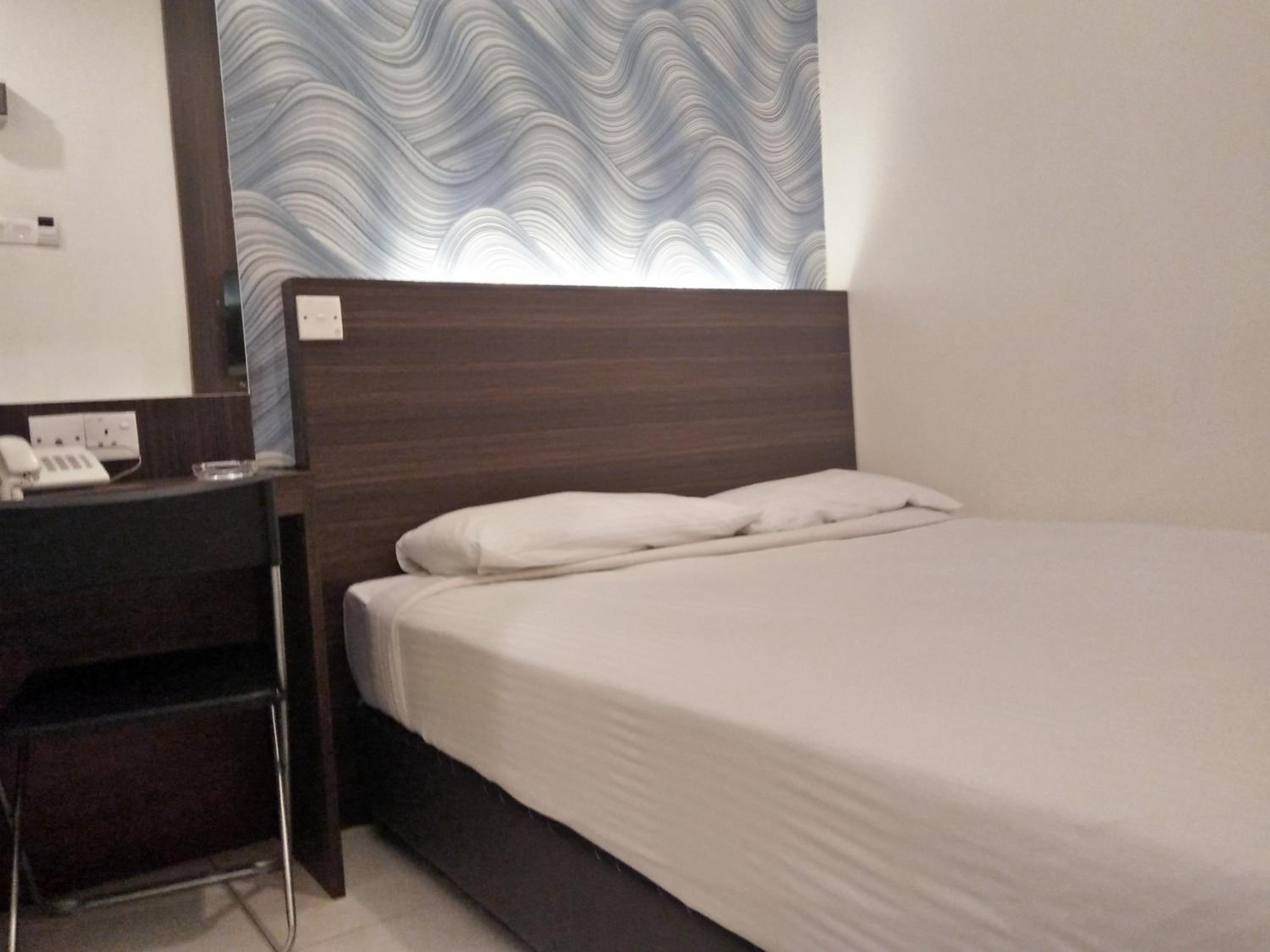 The Regency Garden Hotel 29/50