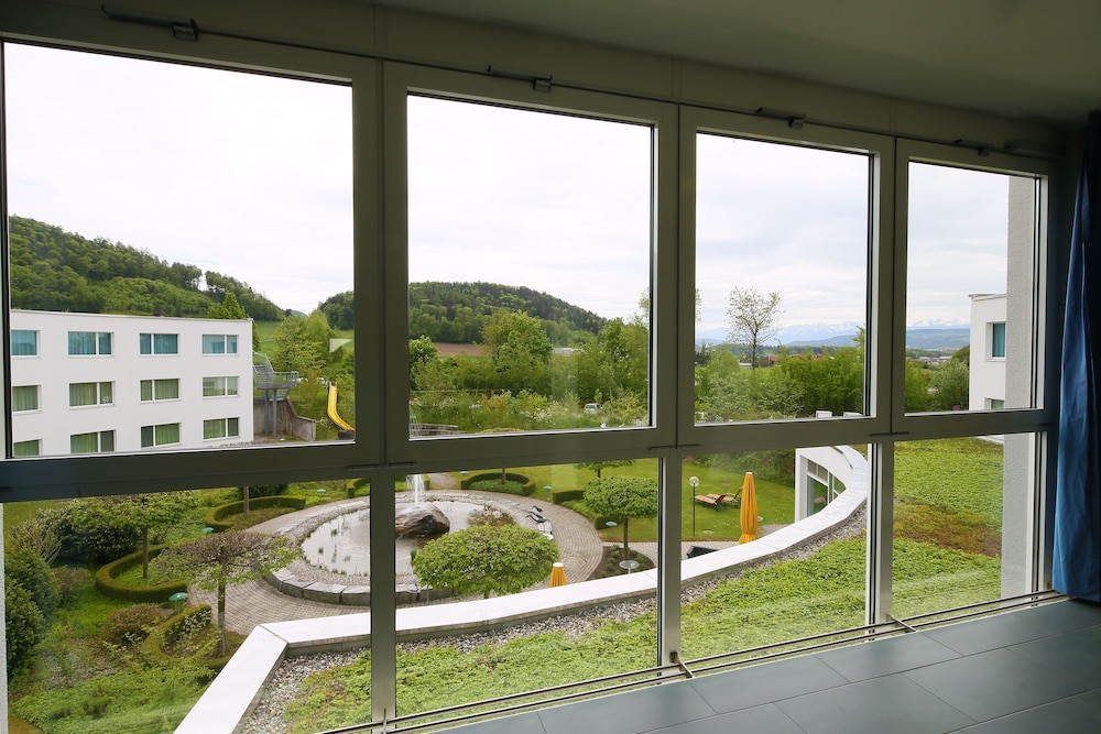 A1 Hotel Restaurant Grauholz AG 37/40