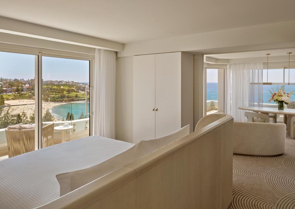 Pacific, Suite, King Bed, Ocean Front