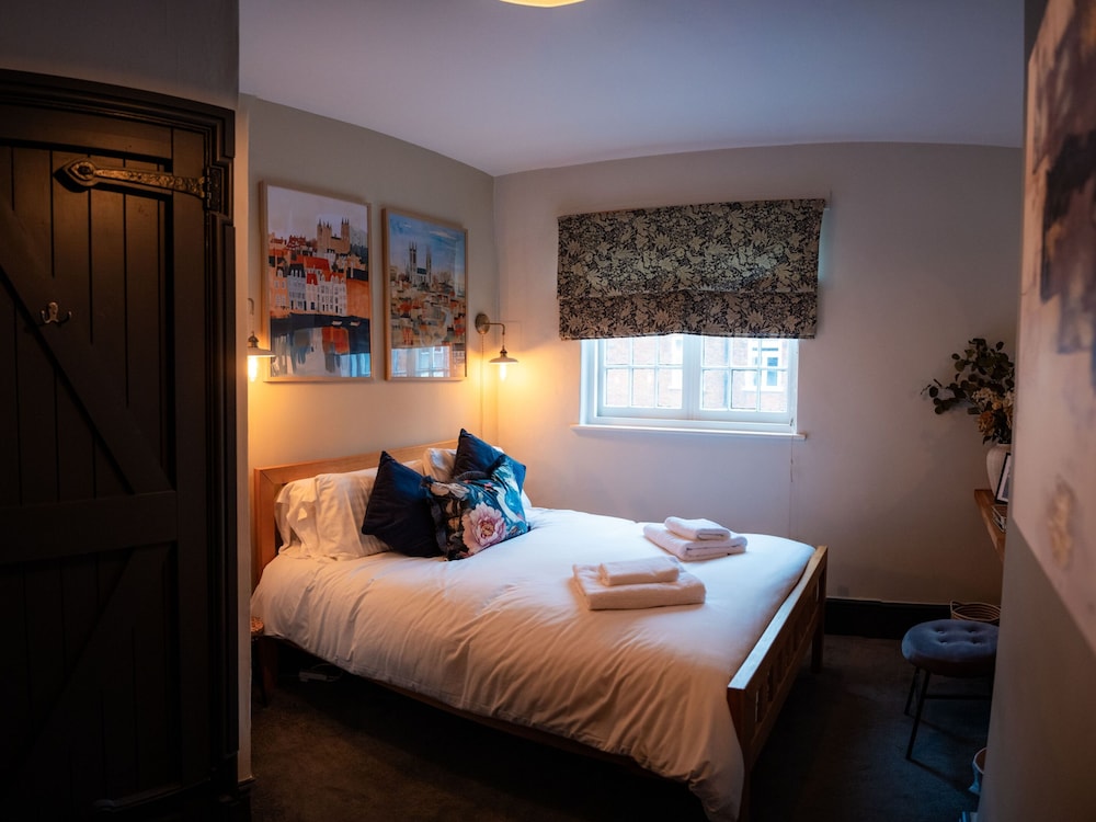 2 Bedrooms, Deluxe, House, Bunk Bed, Private Bathroom, Sofa