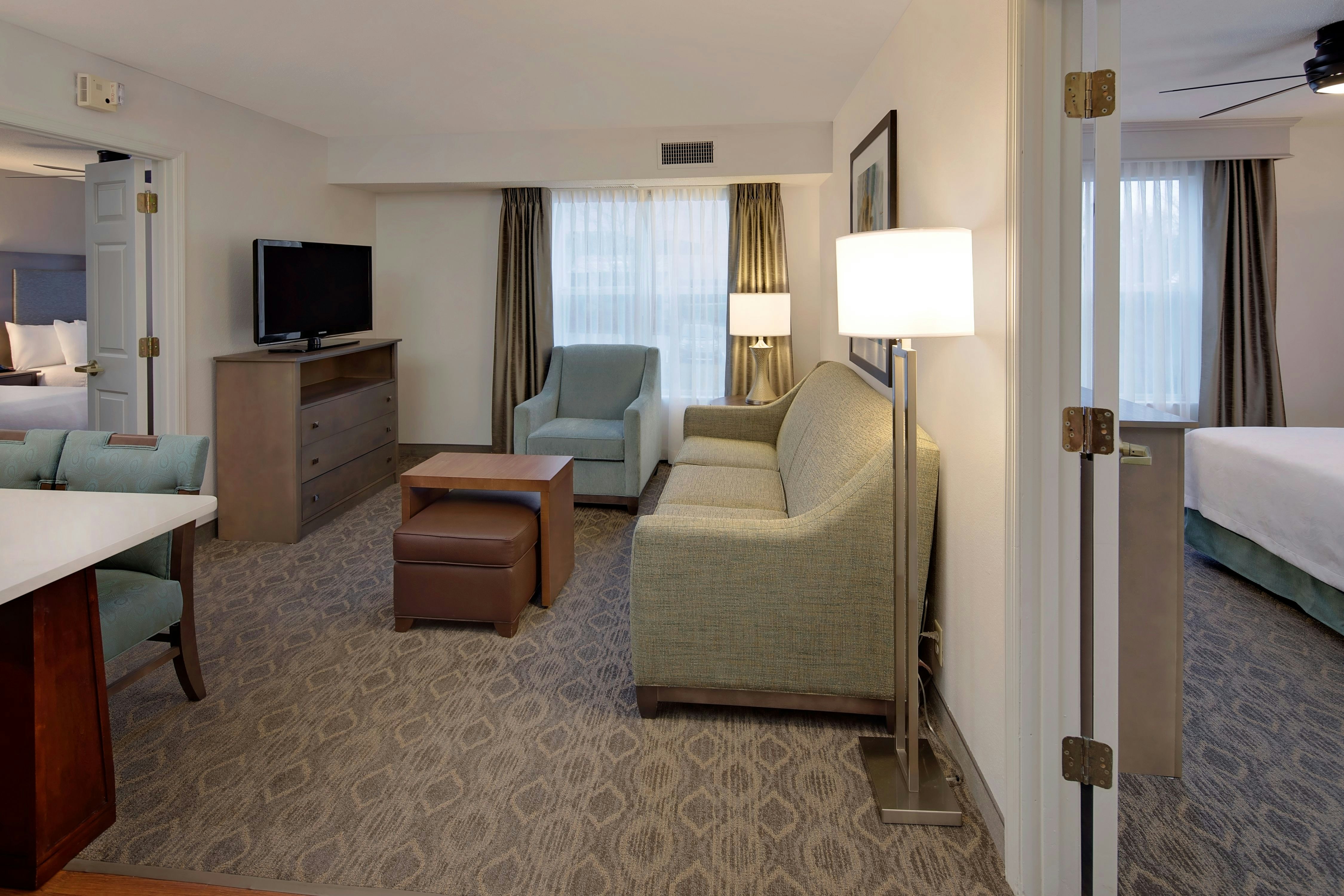 Homewood Suites by Hilton Nashville Brentwood 8/18