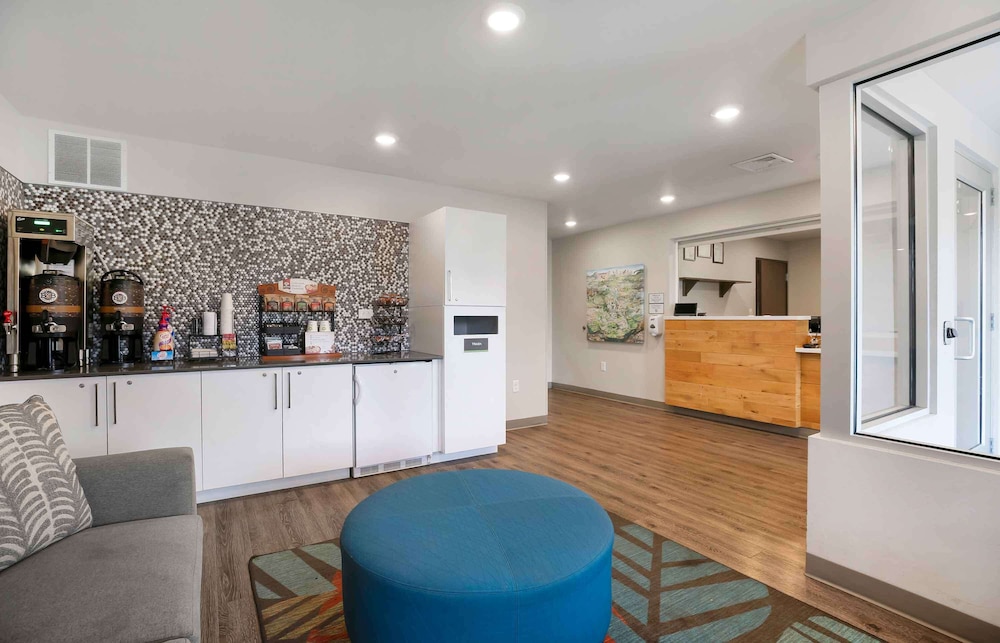Extended Stay America Suites - Providence 3/25