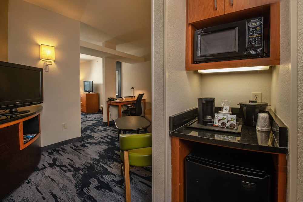Fairfield Inn Suites Harrisonburg 19/26