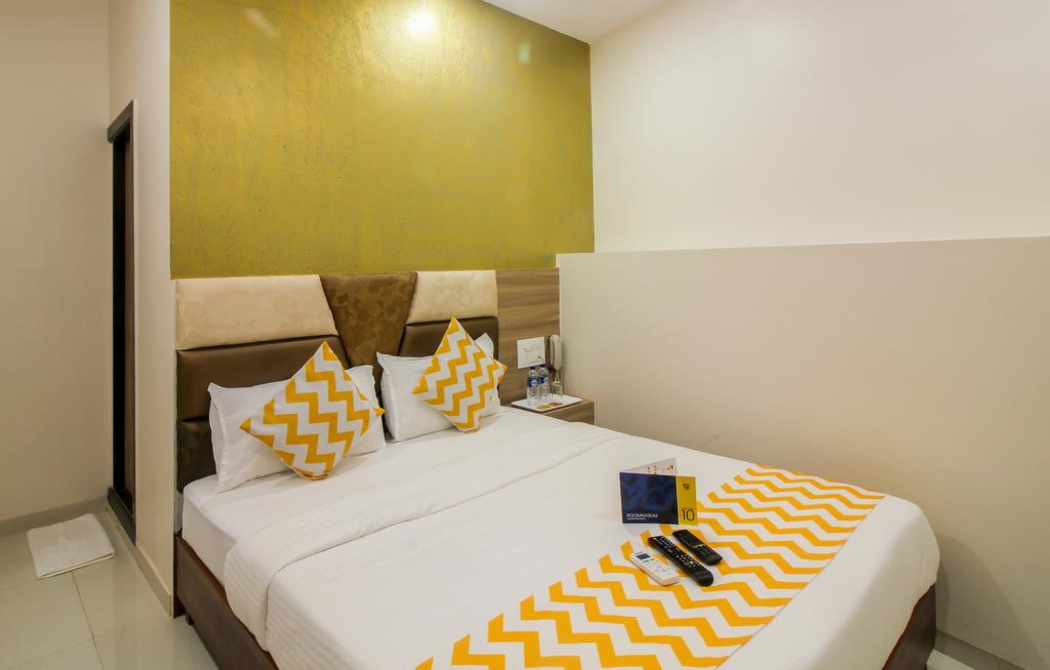 Fabhotel Hill Park Mumbai Airport 8/23