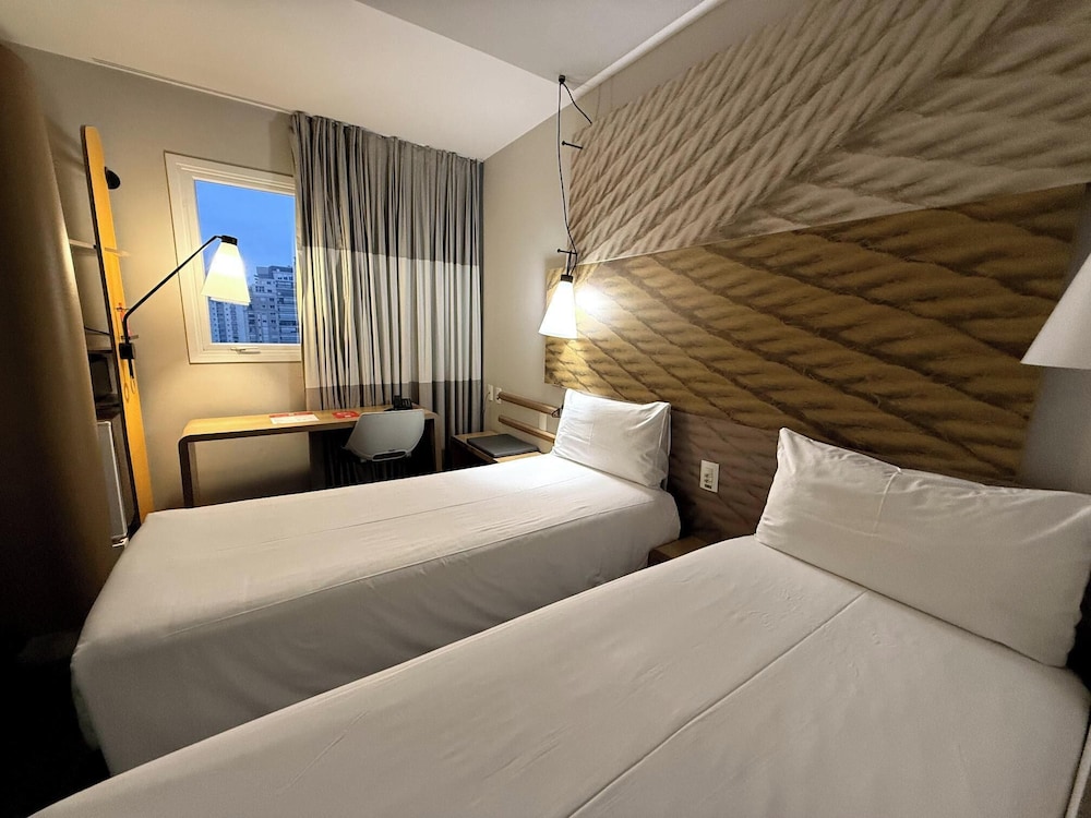 Ibis Sao Paulo Ibirapuera 18/63