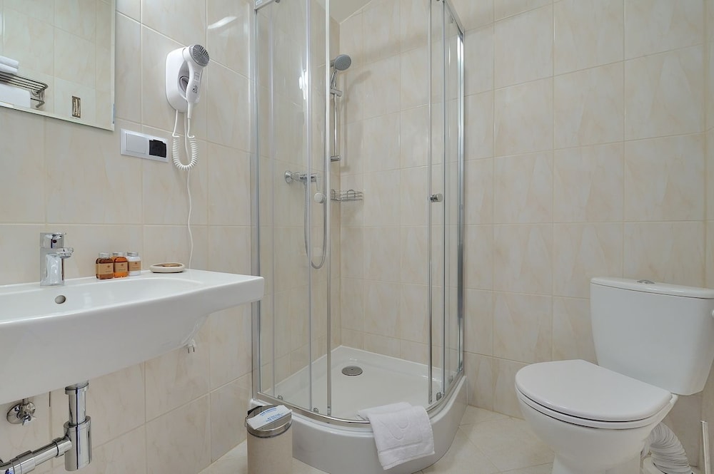 Hotel Centrum Sosnowiec 38/40