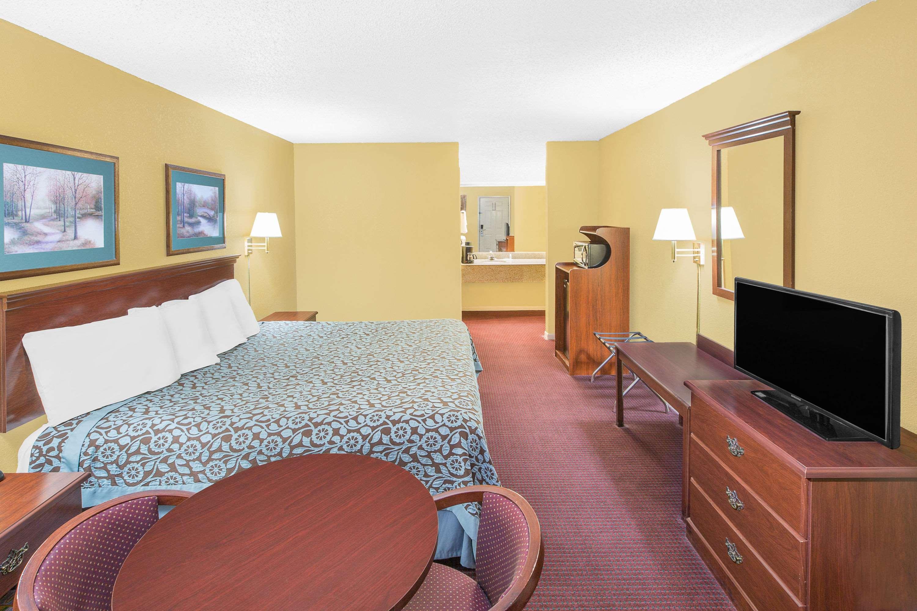 Travel Inn North Little Rock 21/25