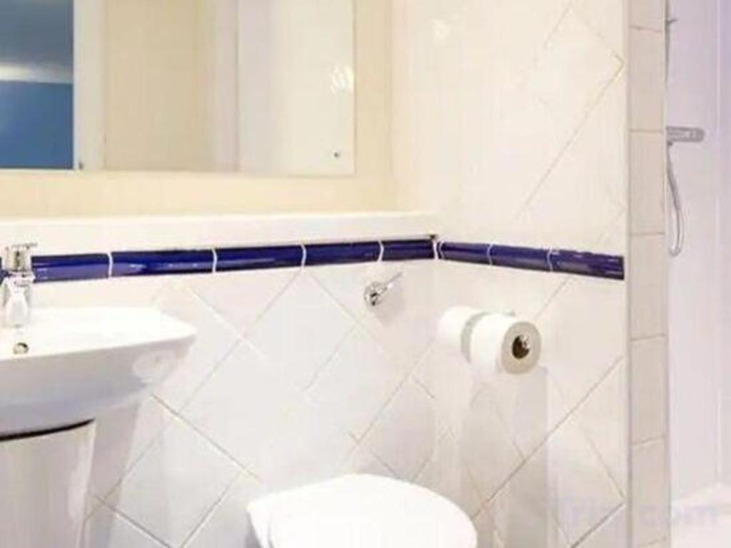 Travelodge Arundel Fontwell 15/16