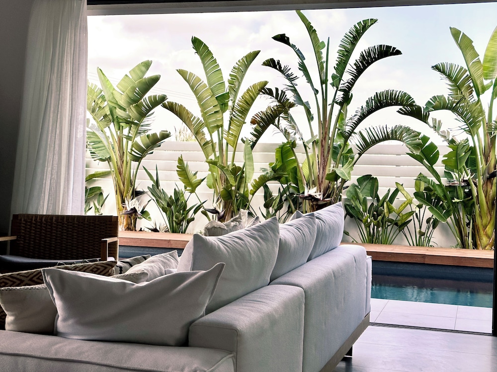 Lora Pearl Luxury Villa 41/66