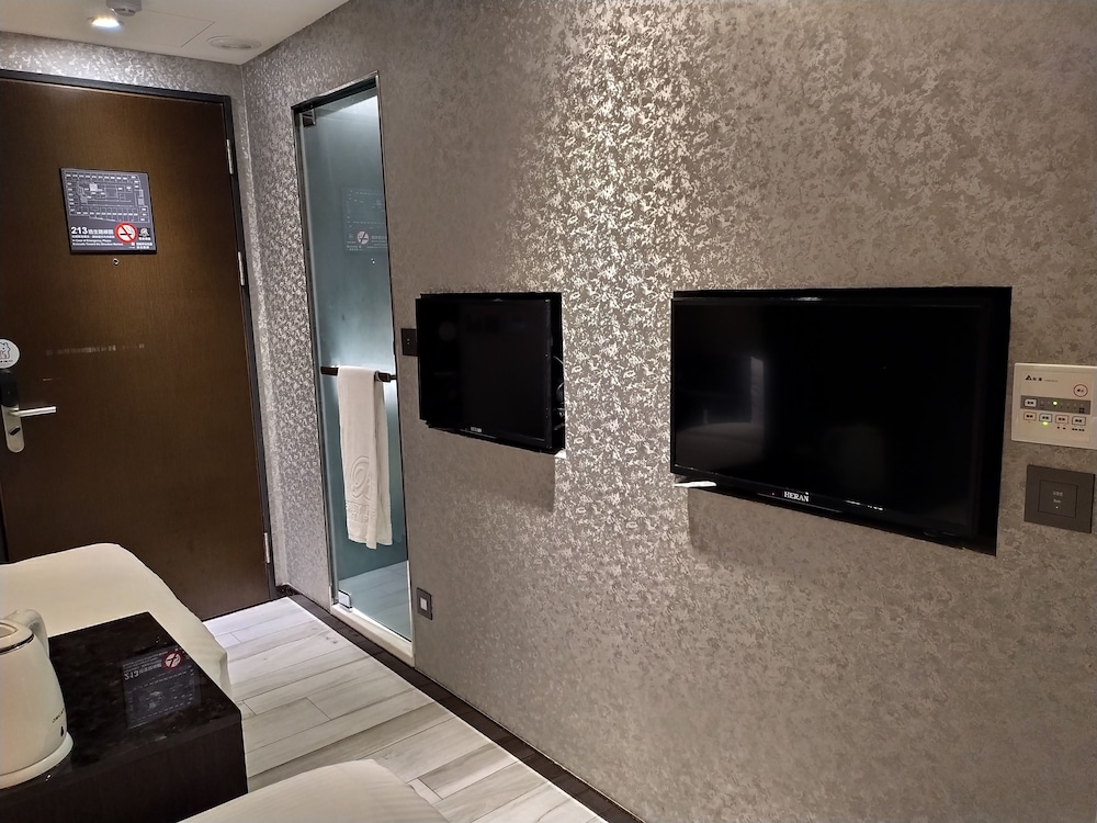 Beauty Hotels Taipei - Hotel Bfun 6/50