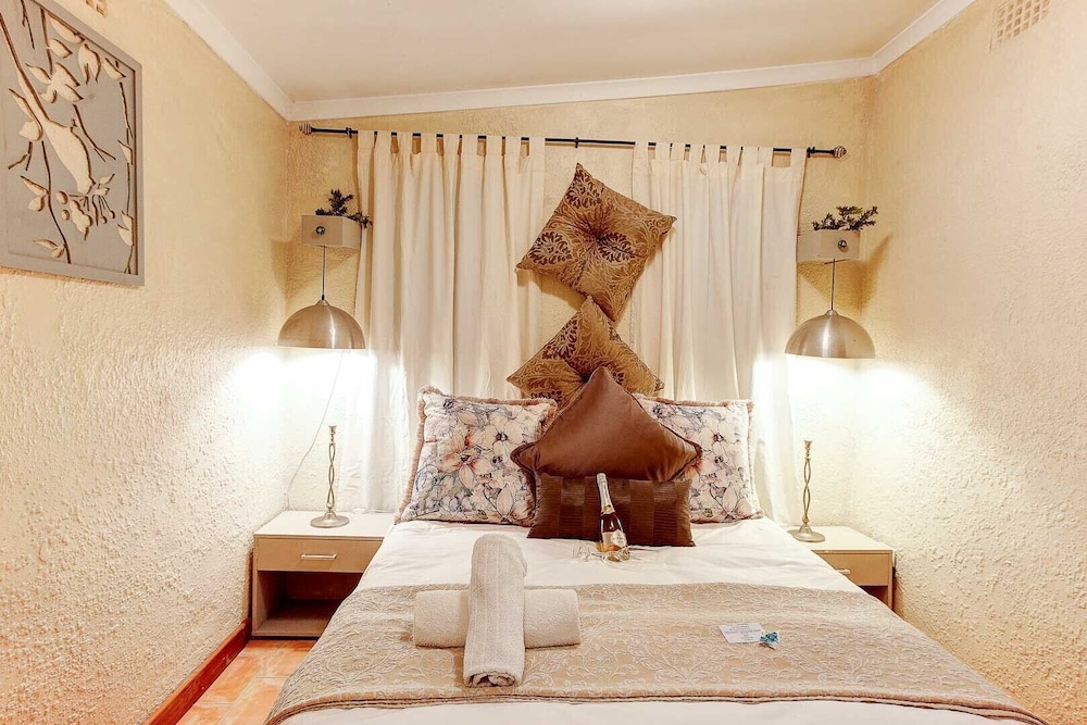 Strand Guesthouse - Hostel 12/33