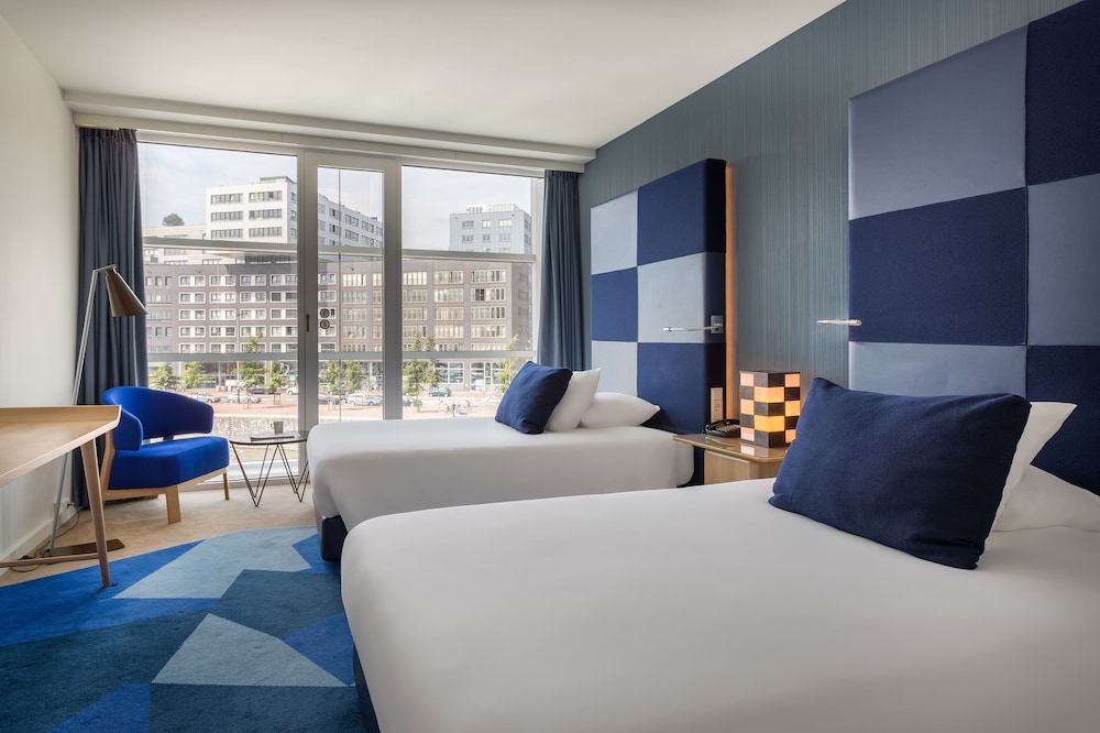 Room Mate Aitana 9/71