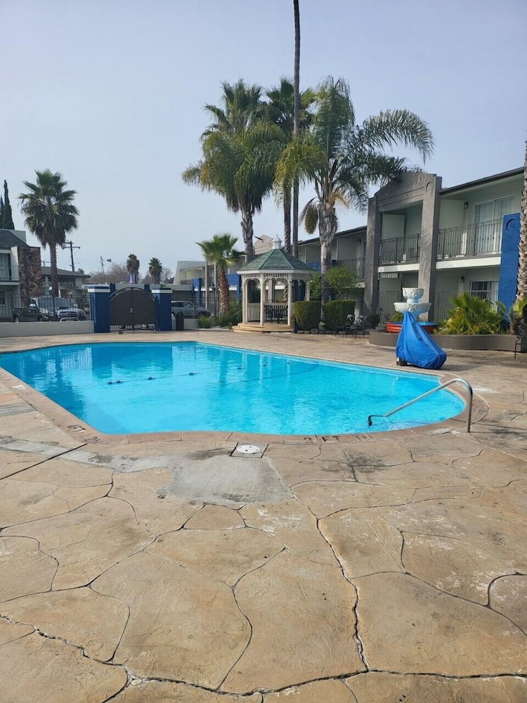 Motel6 Vallejo, CA - Napa Valley 52/59
