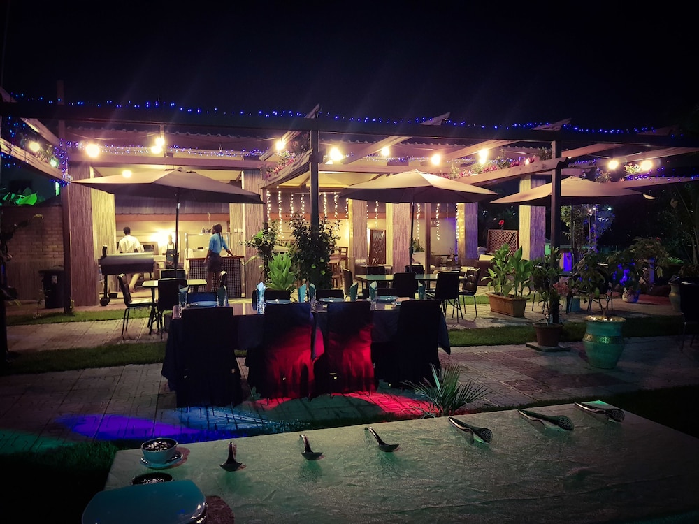 Sweet Garden Hotel 2/29