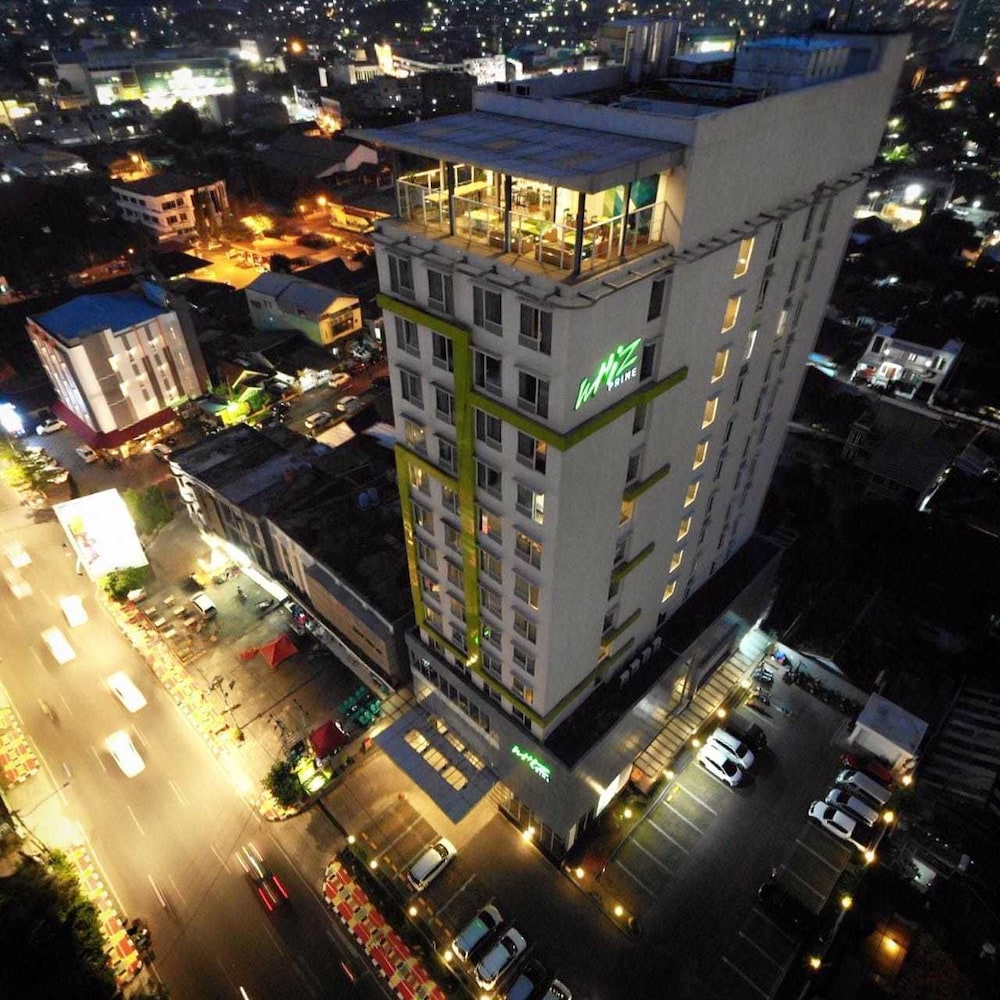 Arte Hotel Bandar Lampung 1/48