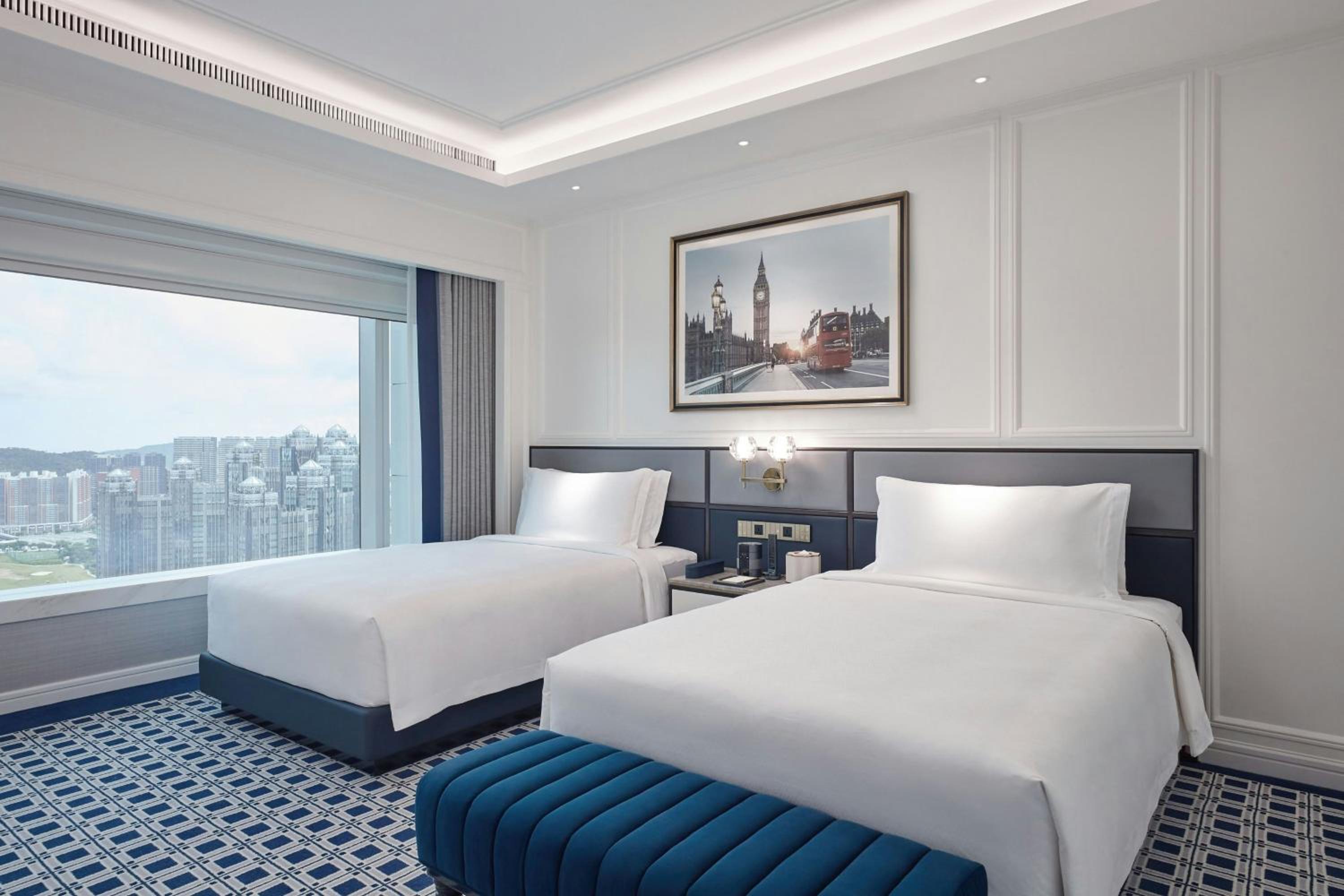 1 Bedroom, Elizabeth, Tower, Suite, Double Bed