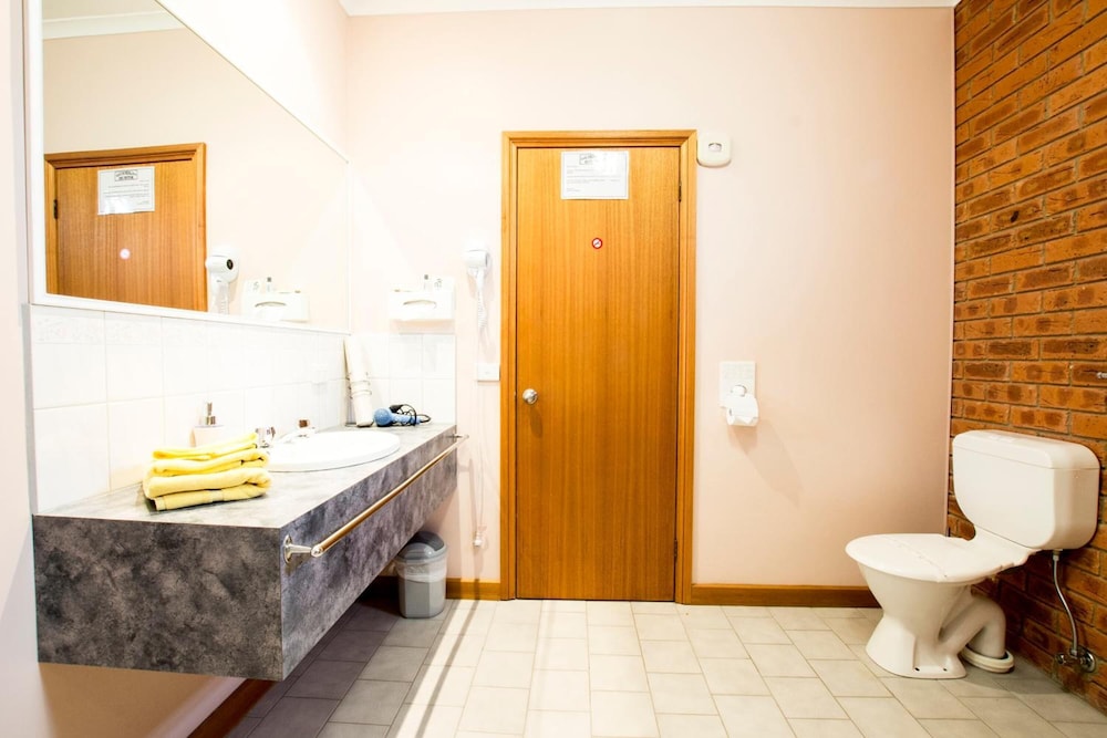 Golden River Motor Inn 14/33
