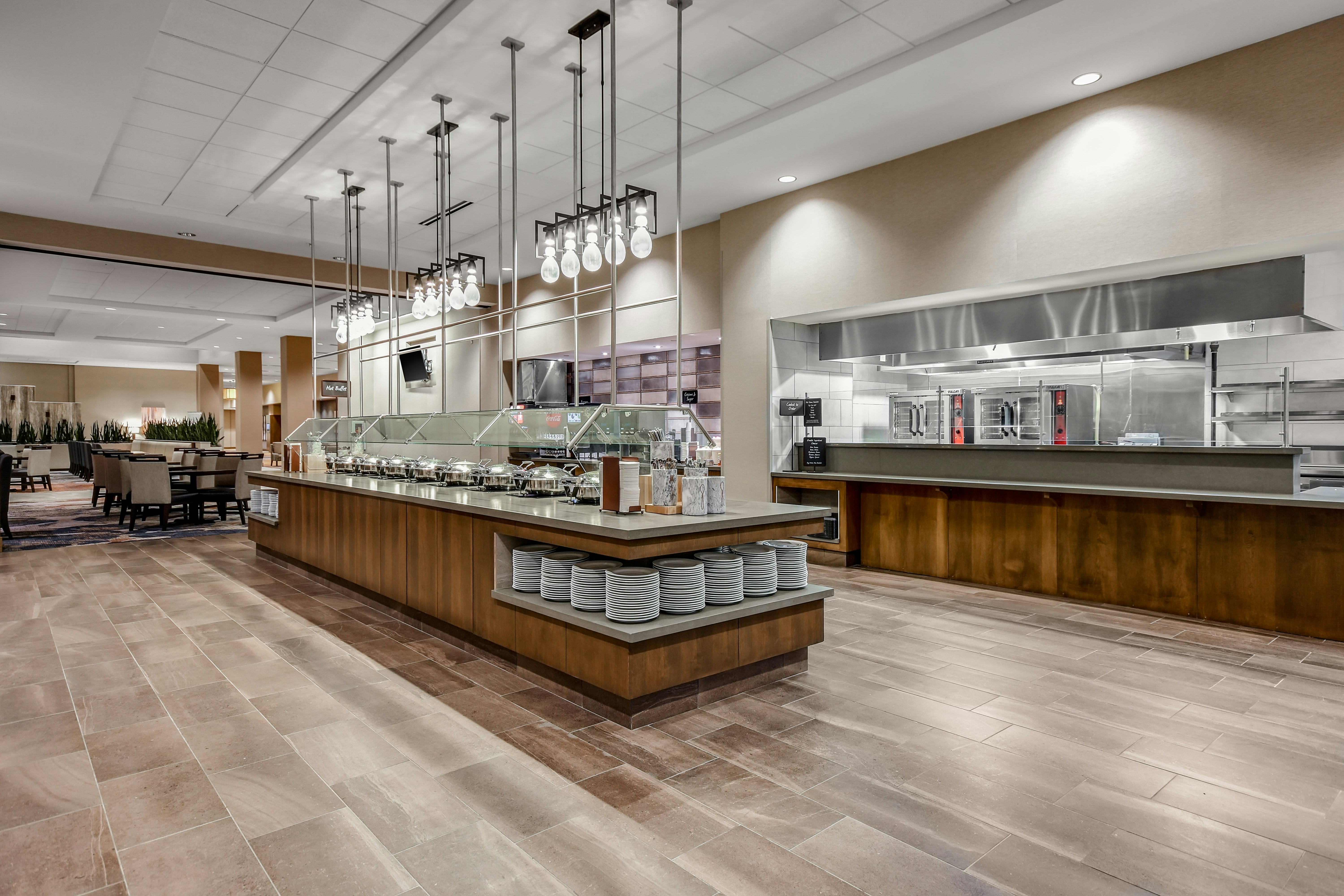 Embassy Suites by Hilton Jonesboro Red Wolf Convention Center 4/60