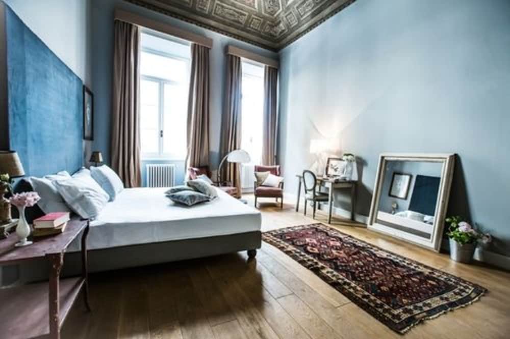 Soprarno Suites 15/38