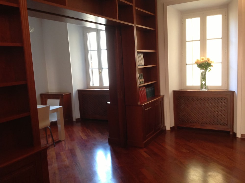 Ludovisi Luxury Rooms 21/27
