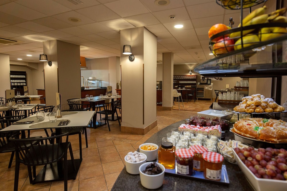 Hotel Grand Pas 33/49