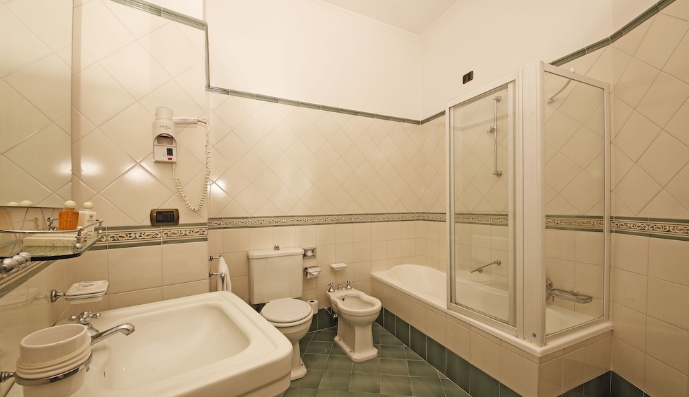 Hotel Savoy Palace 17/67