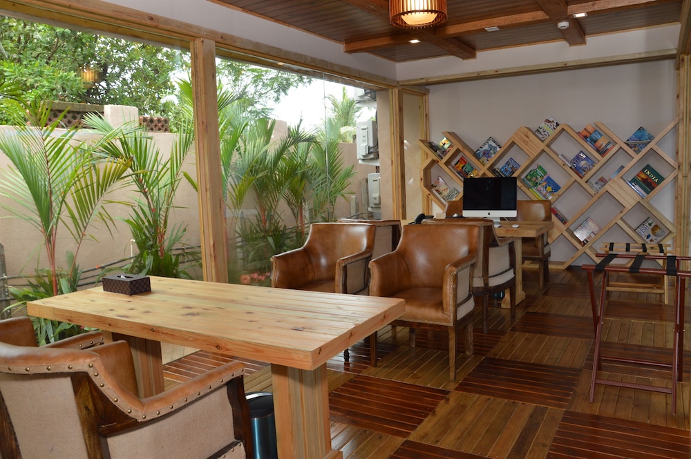 The Baga Beach Resort 37/66