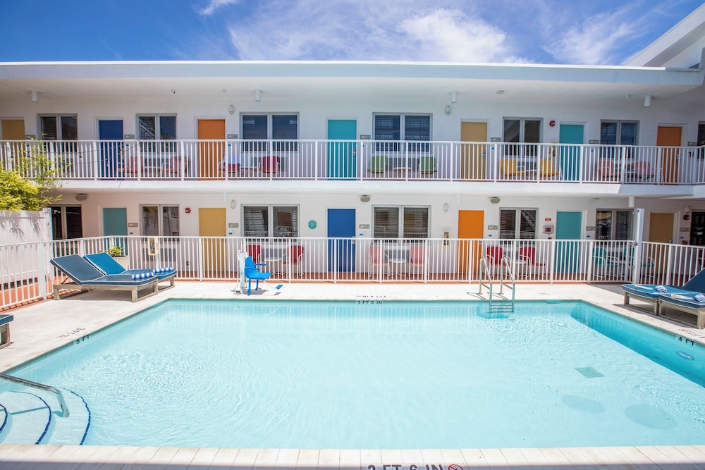 Waterside Hotel and Suites in MIAMI BEACH - FL