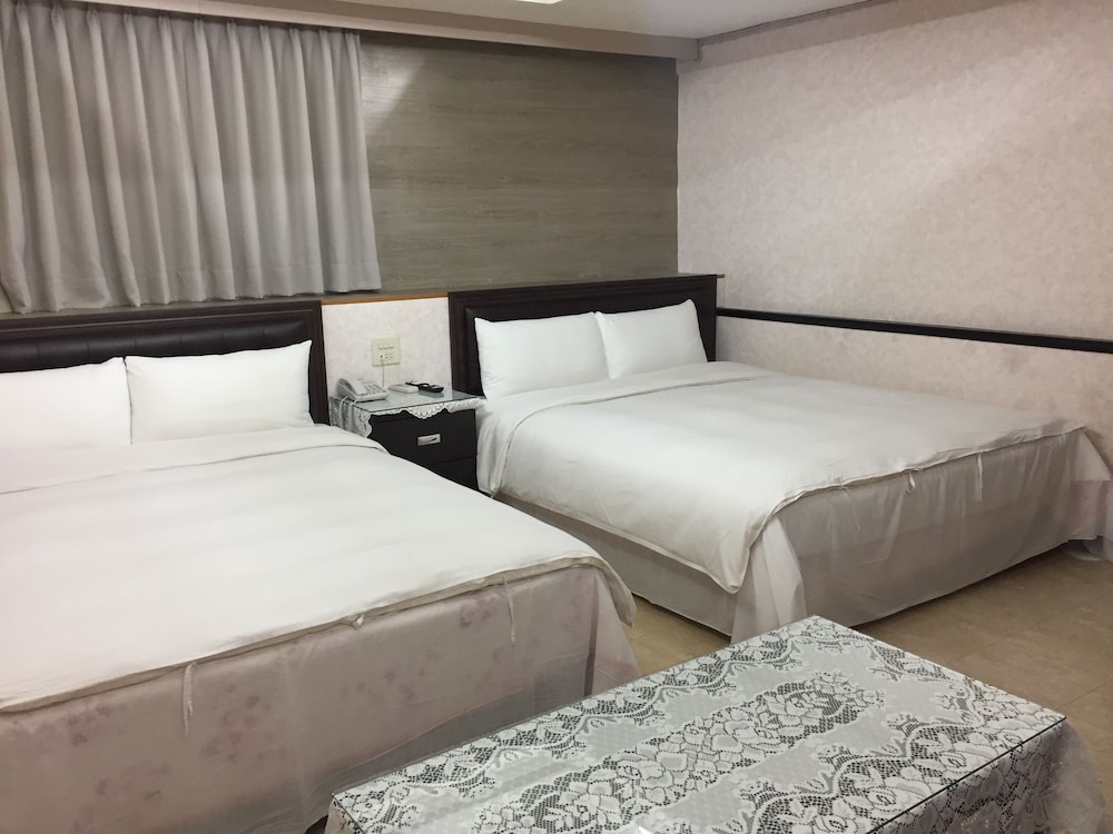 King Lo Tung Hotel 13/29
