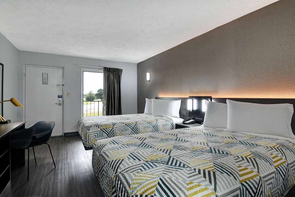 Studio6 Meridian, MS – Bonita Lakes 23/47