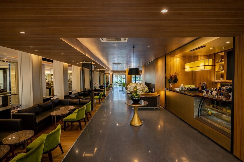 Mirah Hotel 44/65