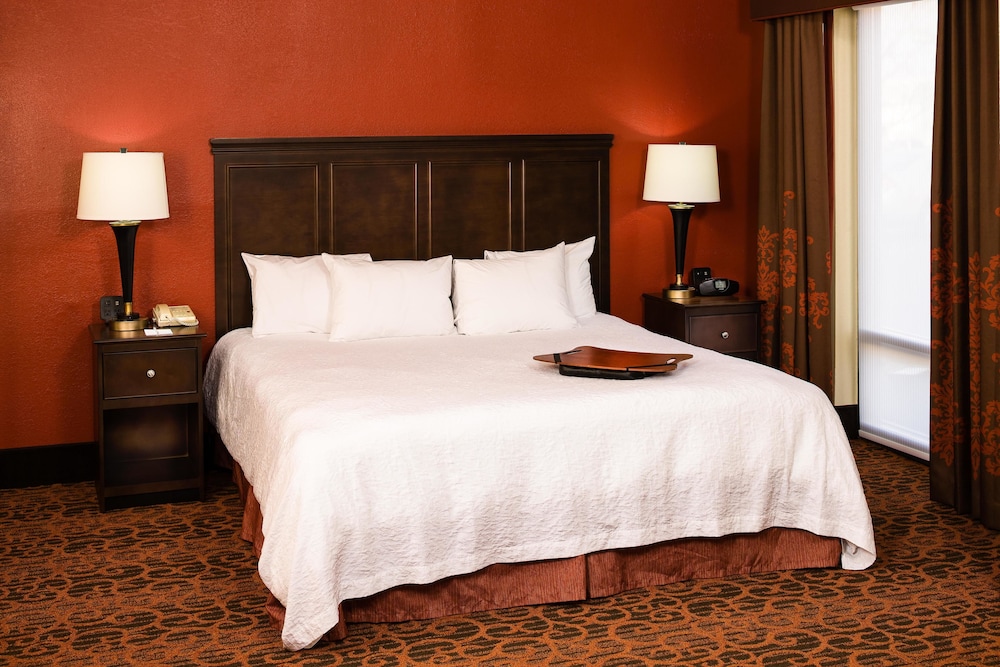 HAMPTON INN COLUMBIA 6/46