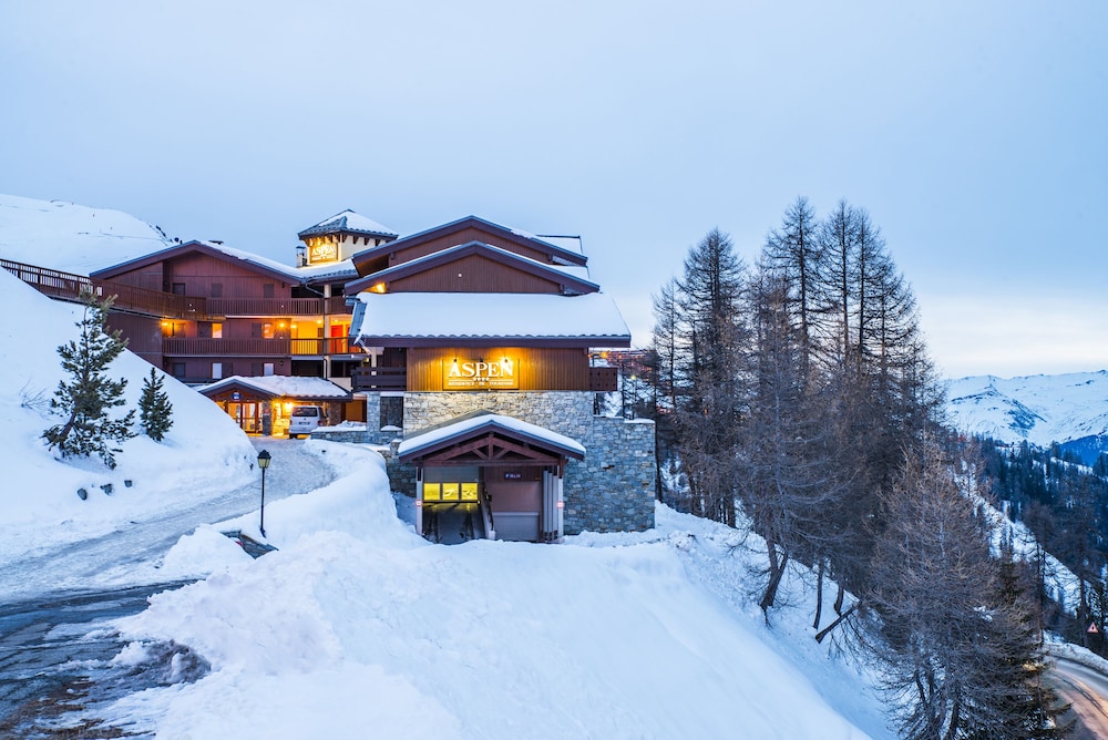 LAGRANGE Prestige Aspen - La Plagne 1/40