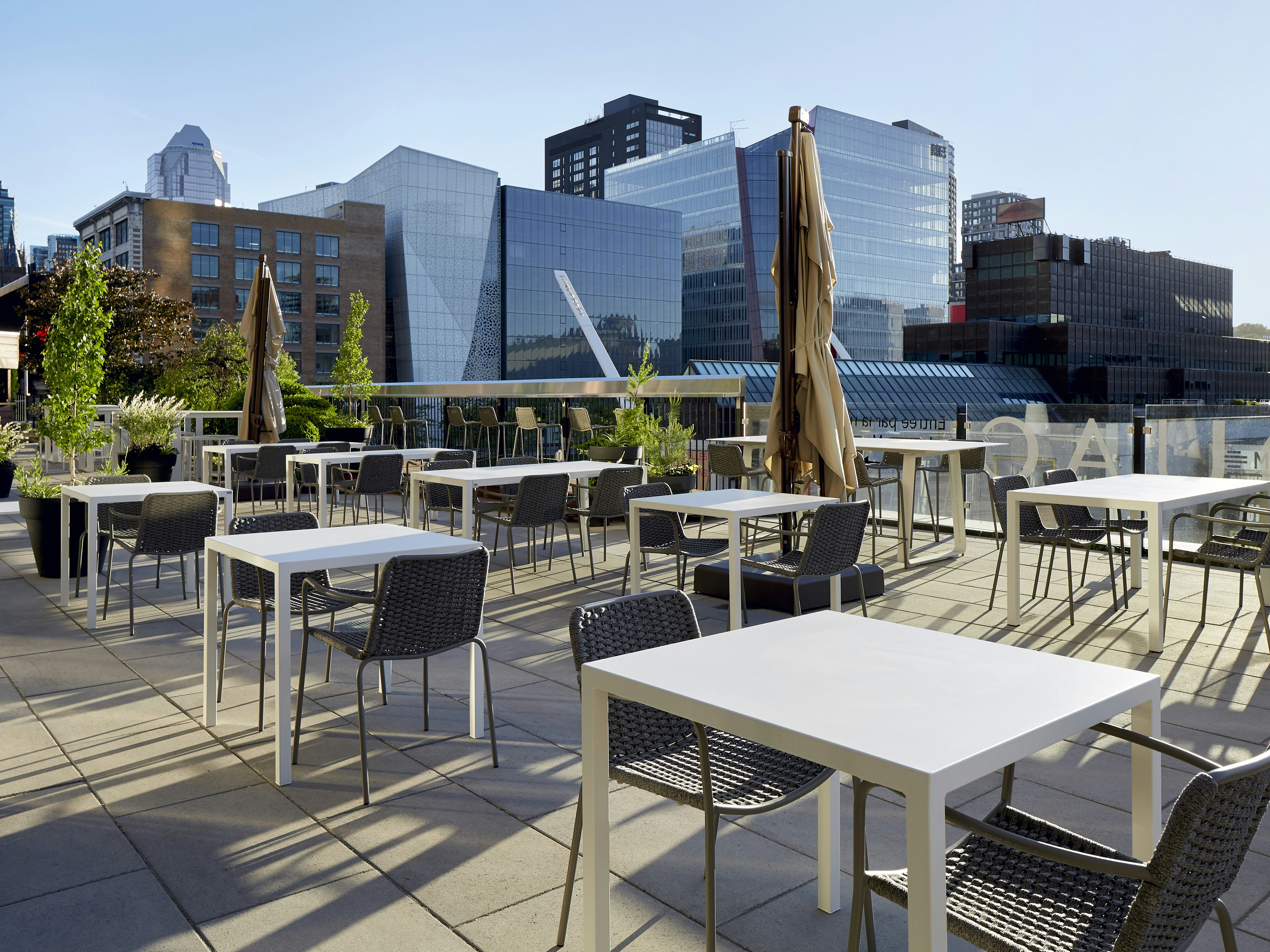 DoubleTree by Hilton Montreal 52/77