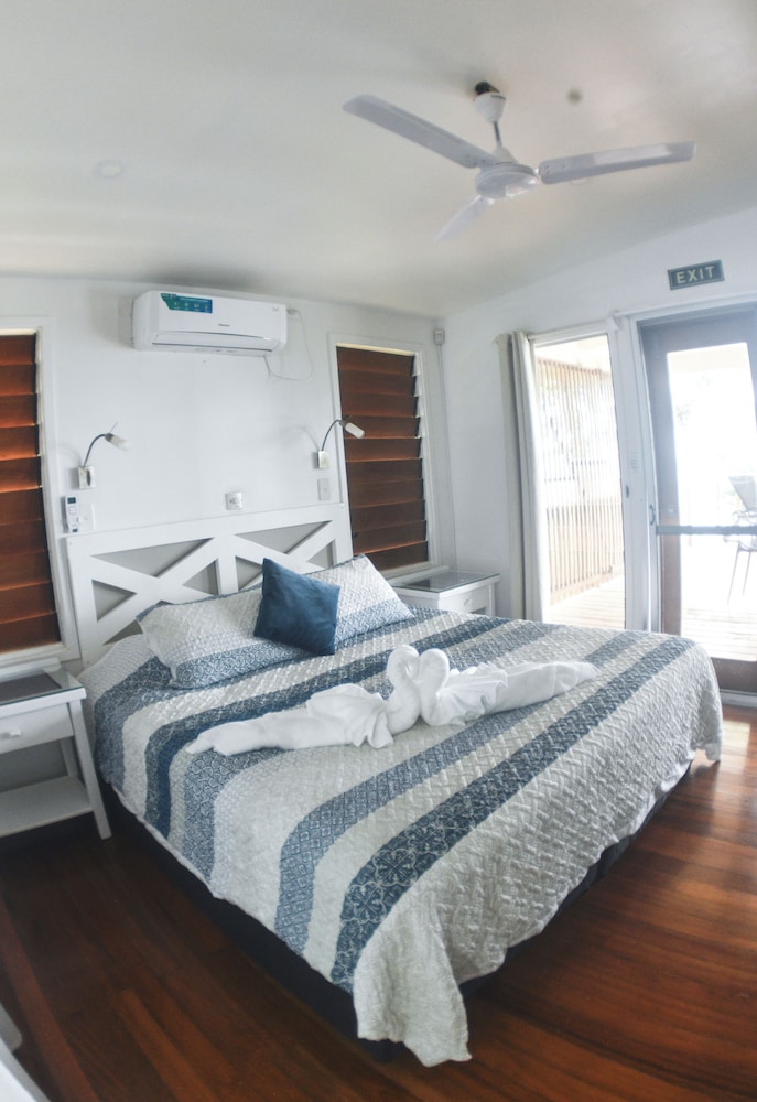 Room at Tropical Island Breeze, SAVUSAVU