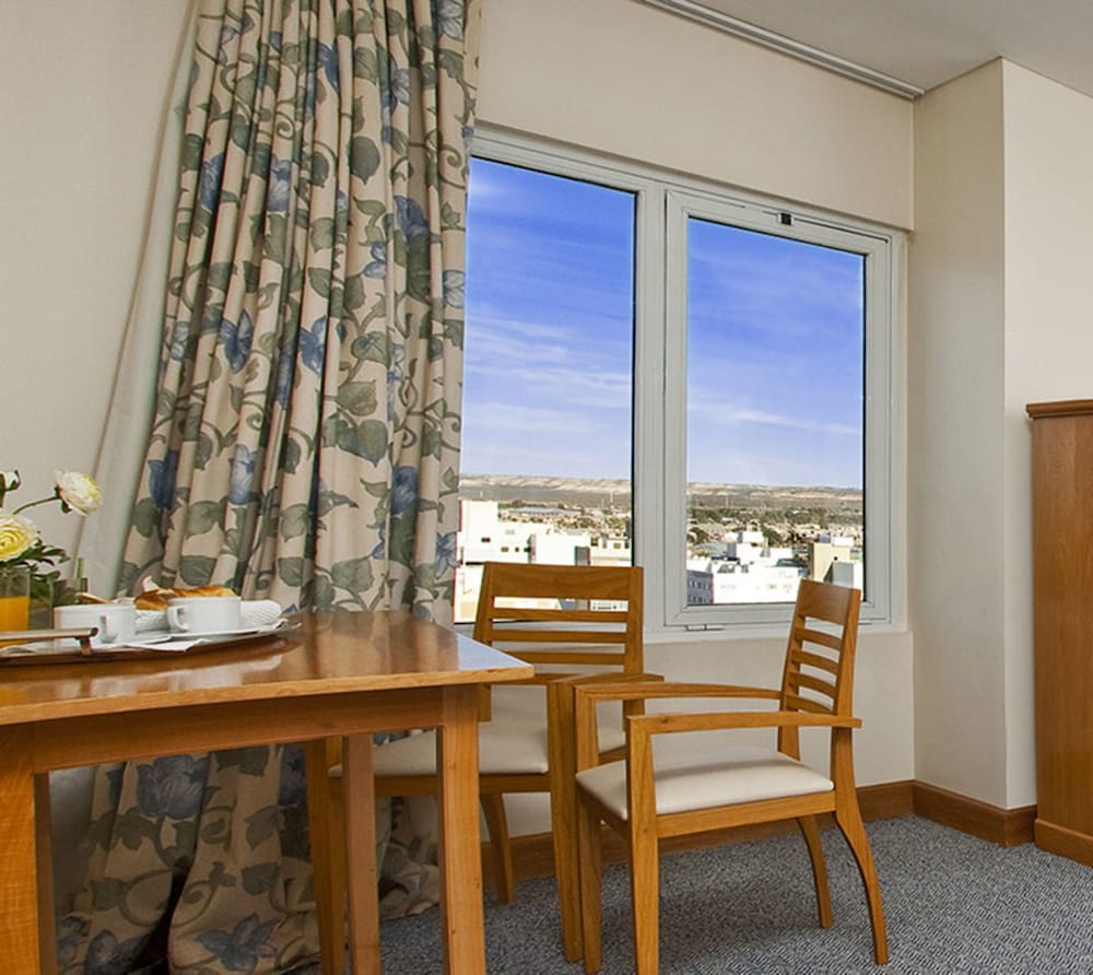 HOTEL PENINSULA VALDES 24/39