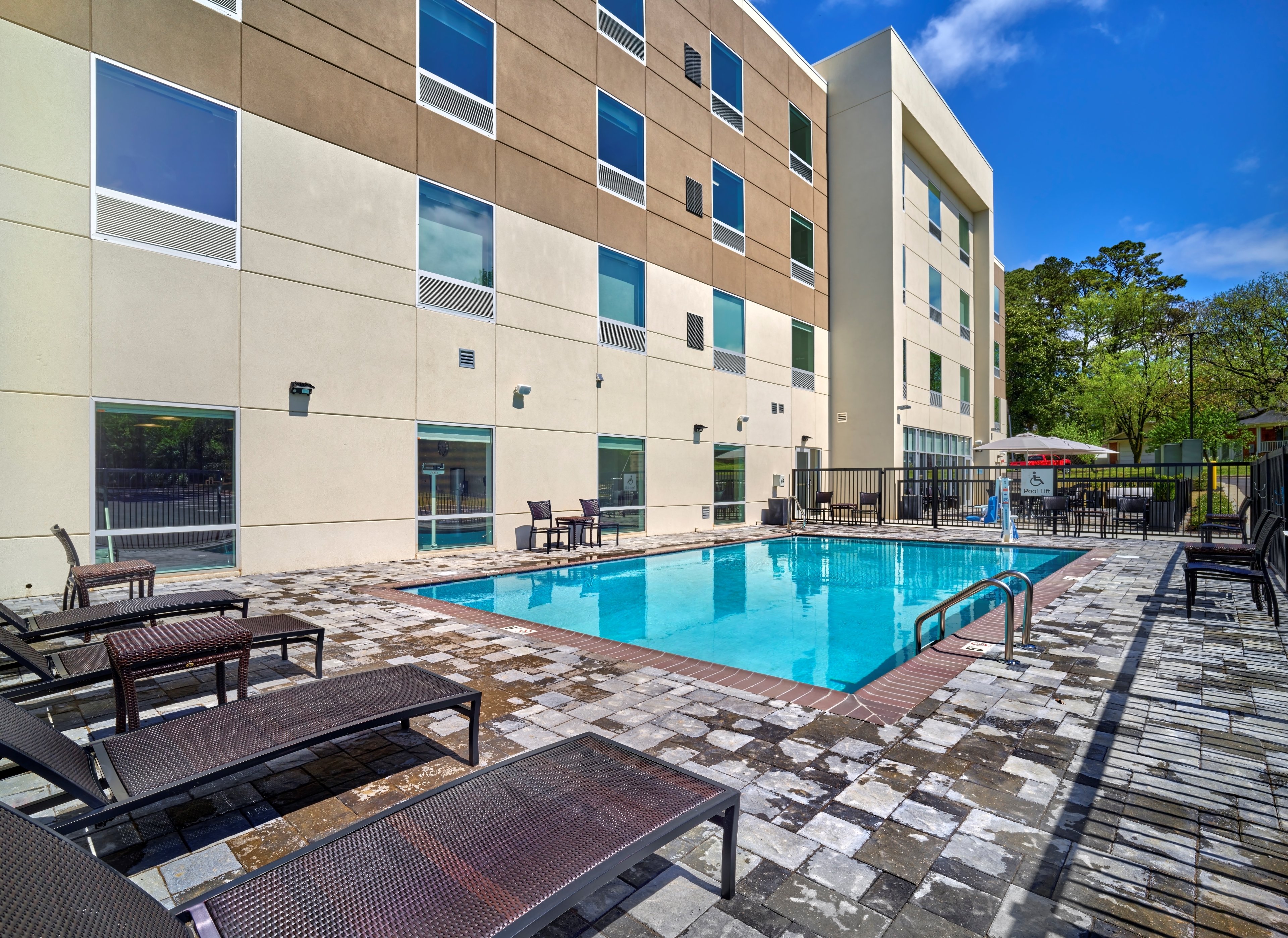 Holiday Inn Express Huntsville Space Center 3/33
