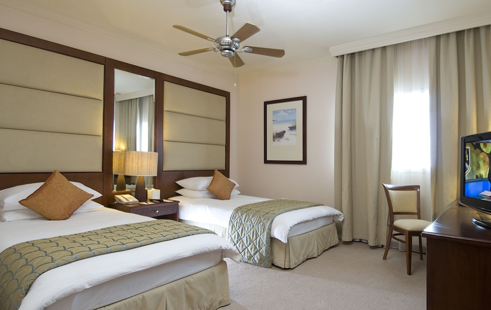 Danat Jebel Dhanna Resort 11/50