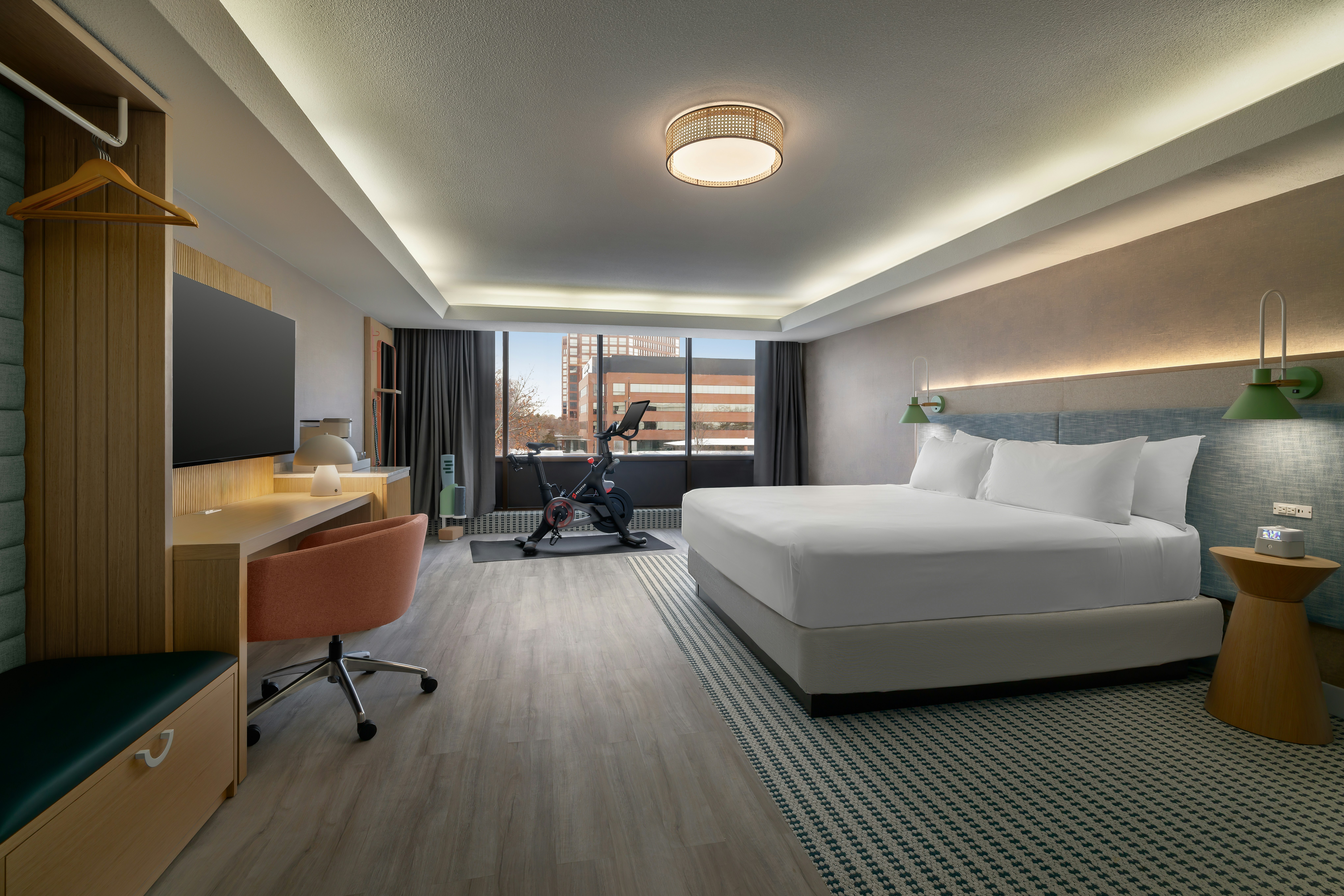 Premium, King Bed, Peloton