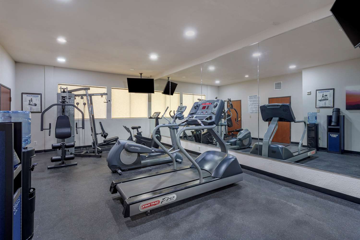 Best Western Plus Mckinney Inn & Suites 26/37